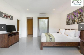 Отель Villa Kamar Madu  Kuta